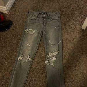 American eagle grey skinny ripped jeans. Barely worn